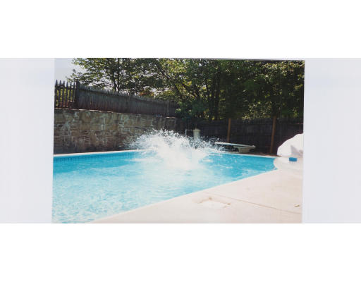 14 Fox Hill Road Shrewsbury, MA 01545 - Photo 23 of 29 Gallery Image 23