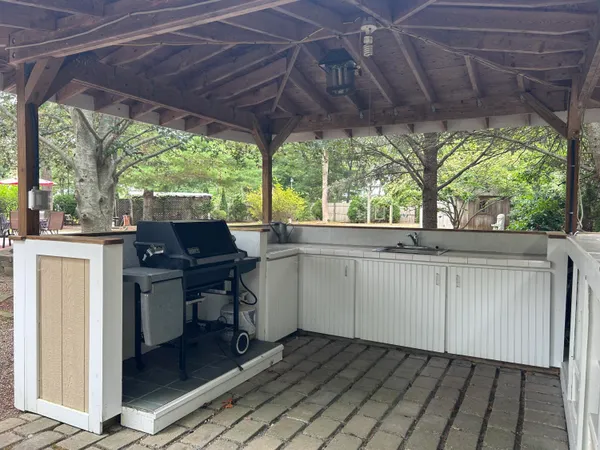 $2,000 | 19 Rolling Acres Lane, Falmouth, MA 02536