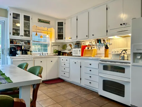 $2,000 | 19 Rolling Acres Lane, Falmouth, MA 02536