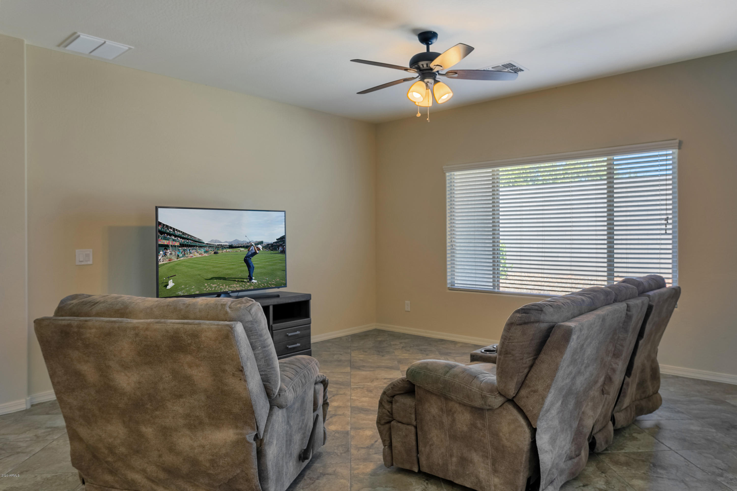 16564 West Rowel Road Surprise, AZ 85387 - Photo 13 of 26 13_16564_W_Rowel_Rd__13