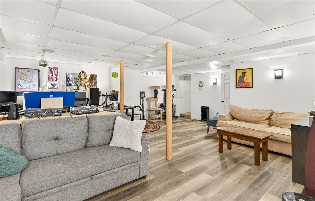 166 High Street Gardner, MA 01440 - Photo 21 of 31