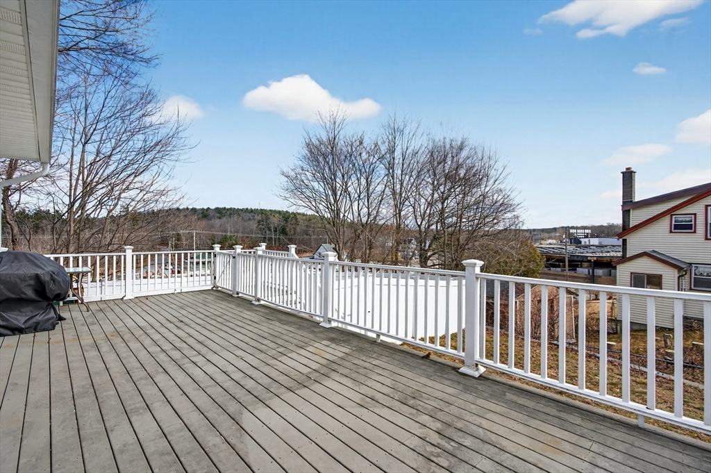 166 High Street Gardner, MA 01440 - Photo 26 of 31