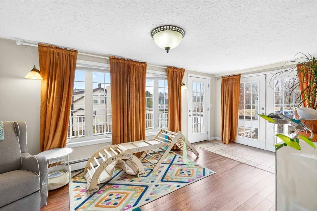 166 High Street Gardner, MA 01440 - Photo 4 of 31