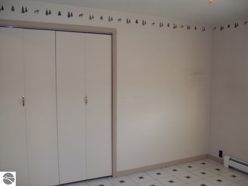 5510 Calhoun Road Gladwin, MI 48624 - Photo 24 of 67 1777699-23.JPG