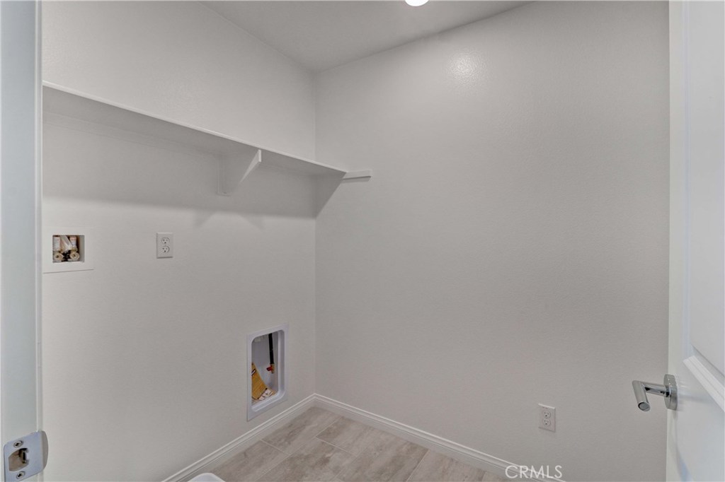 130 Spectacle Irvine, CA 92618 - Photo 18 of 38 a view of room