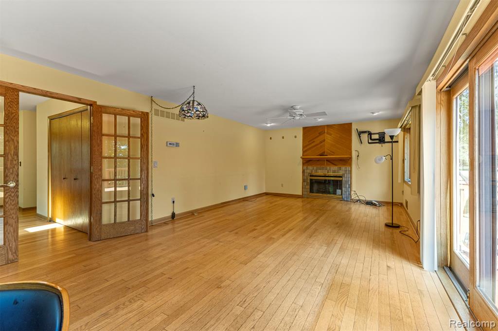 18990 Beck Road Northville, MI 48168 - Photo 12 of 60