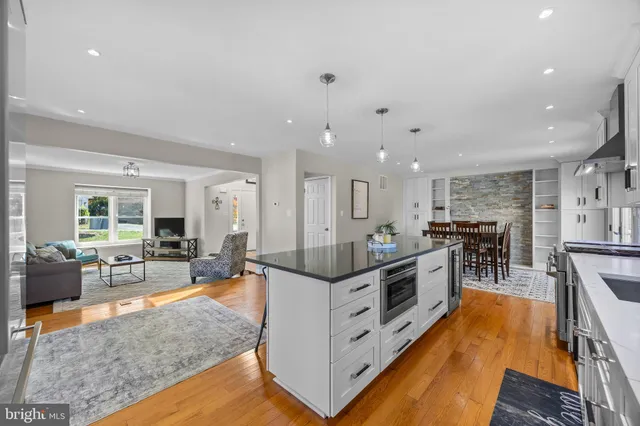 $639,900 | 4202 Sugar Pine Court, Burtonsville, MD 20866