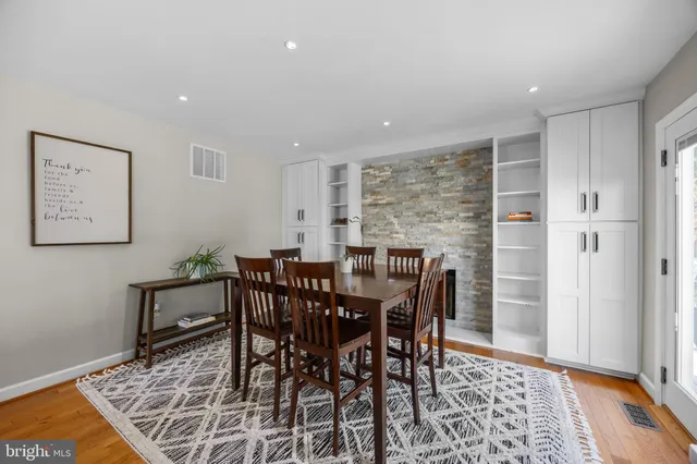 $639,900 | 4202 Sugar Pine Court, Burtonsville, MD 20866