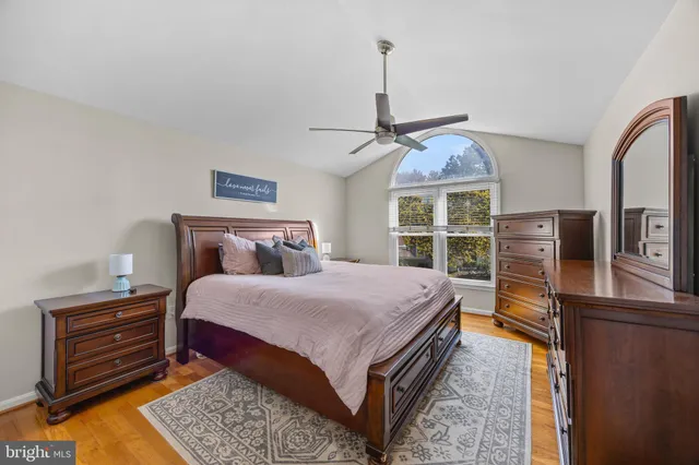 $639,900 | 4202 Sugar Pine Court, Burtonsville, MD 20866