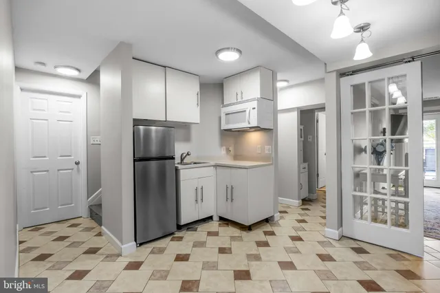 $639,900 | 4202 Sugar Pine Court, Burtonsville, MD 20866