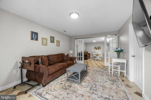 $639,900 | 4202 Sugar Pine Court, Burtonsville, MD 20866