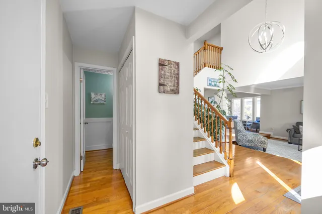 $639,900 | 4202 Sugar Pine Court, Burtonsville, MD 20866