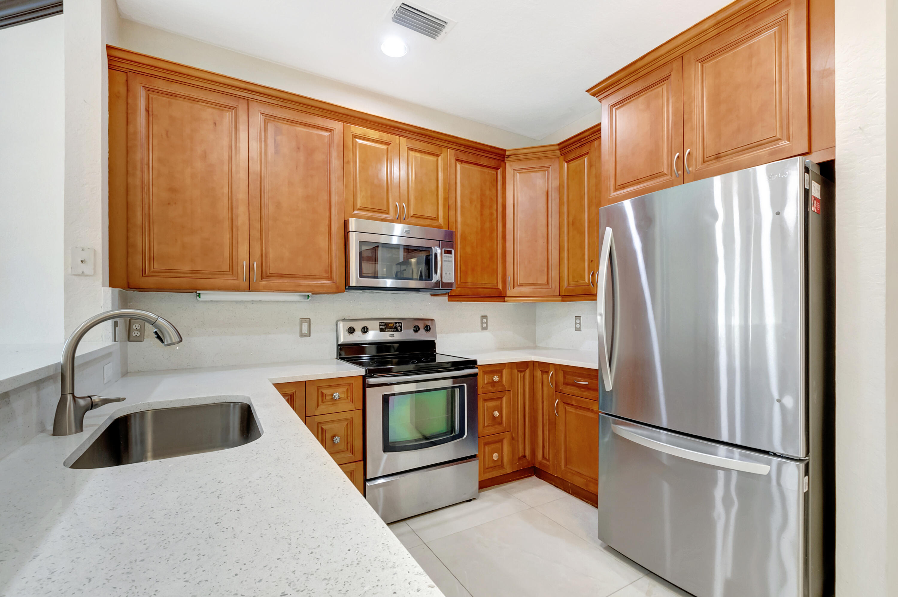 11380 Sea Grass Circle Boca Raton, FL 33498 - Photo 19 of 81 DSC_7260