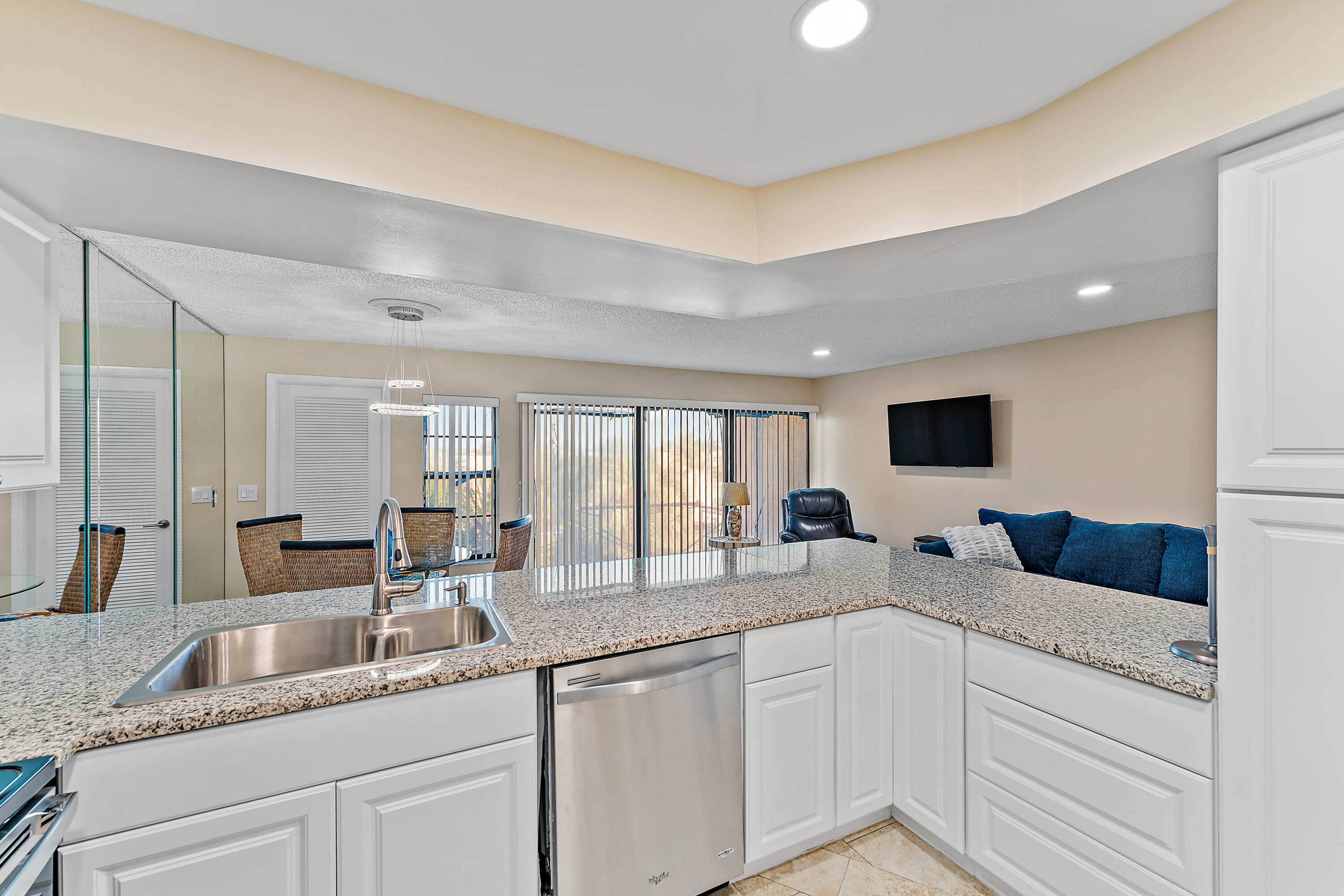 1605 Highway 1, Unit V6306 Jupiter, FL 33477 - Photo 18 of 34 011-1605US1N-Jupiter-FL-FULL
