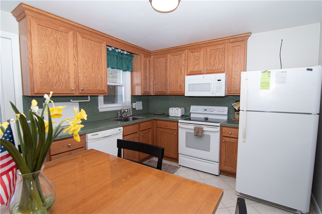 265 Kingstown Road Narragansett, RI 02882 - Photo 26 of 31 Gallery Image 26