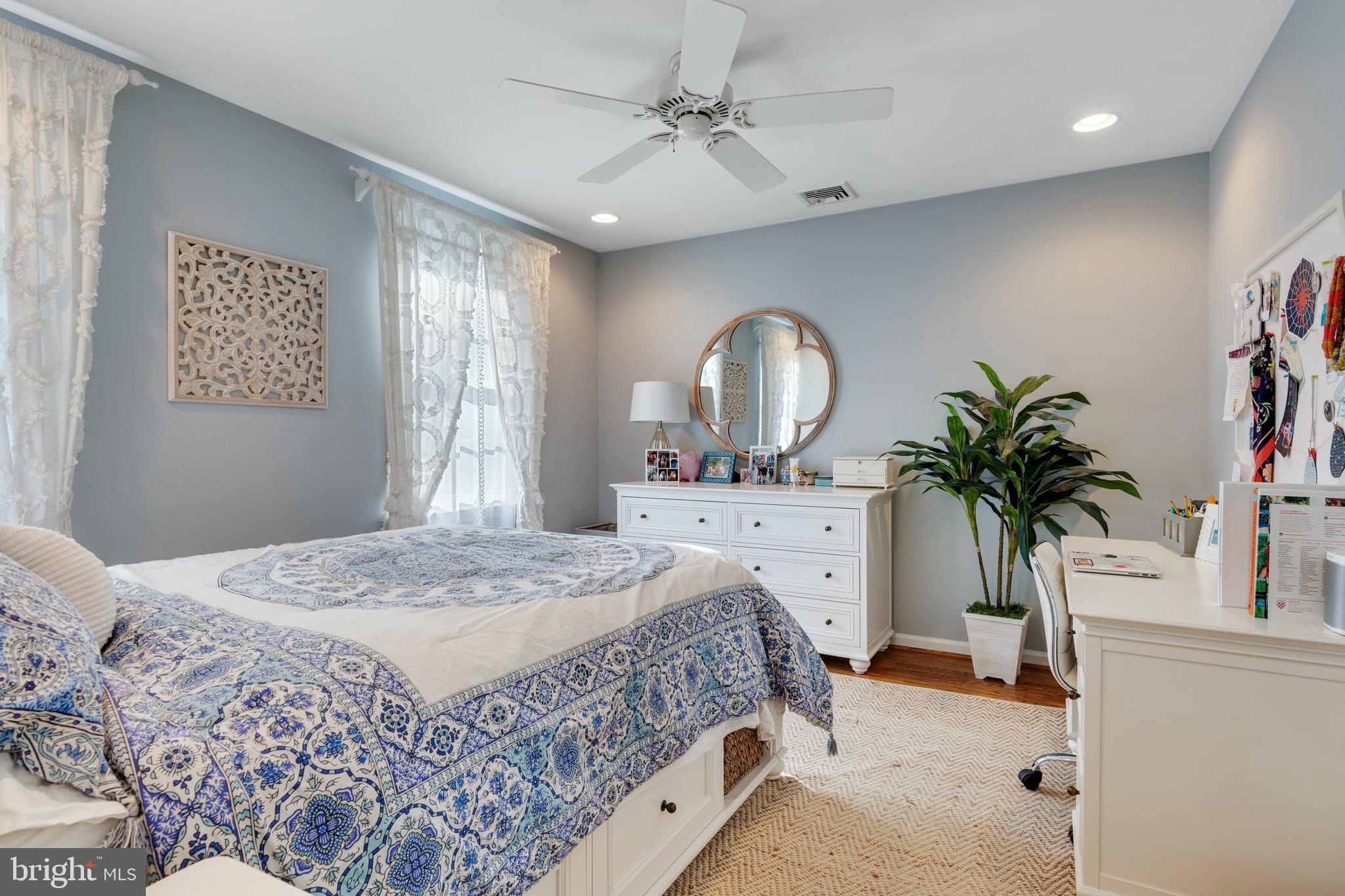 654 Malin Road Newtown Square, PA 19073 - Photo 23 of 34 Bedroom 3