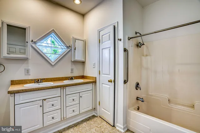 $469,500 | 6403 Bozman Neavitt Road, Neavitt, MD 21652