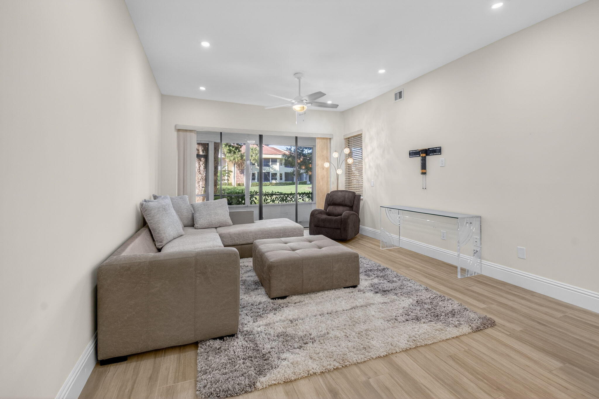 7484 La Paz Boulevard, Unit 103 Boca Raton, FL 33433 - Photo 9 of 50 SPACIOUS GREAT ROOM