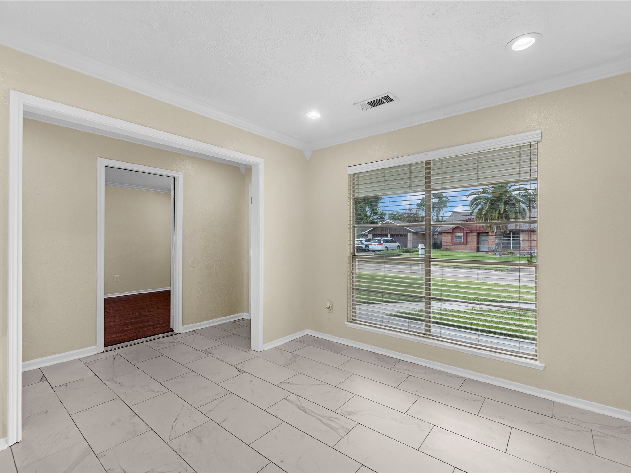 13931 Roundstone Lane Houston, TX 77015 - Photo 12 of 22