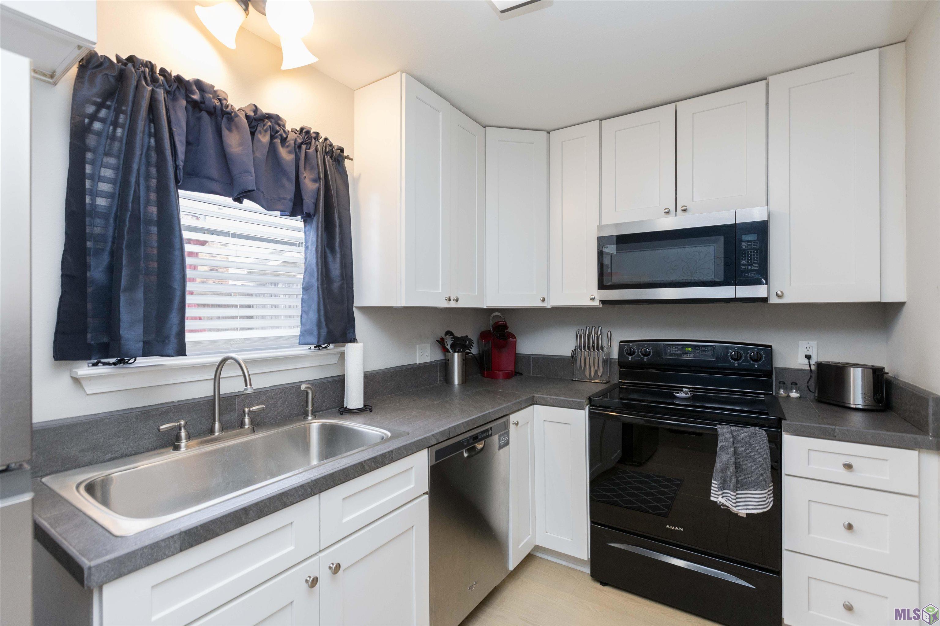 1684 Brightside Drive, Unit B Baton Rouge, LA 70820 - Photo 12 of 18 Gallery Image 12