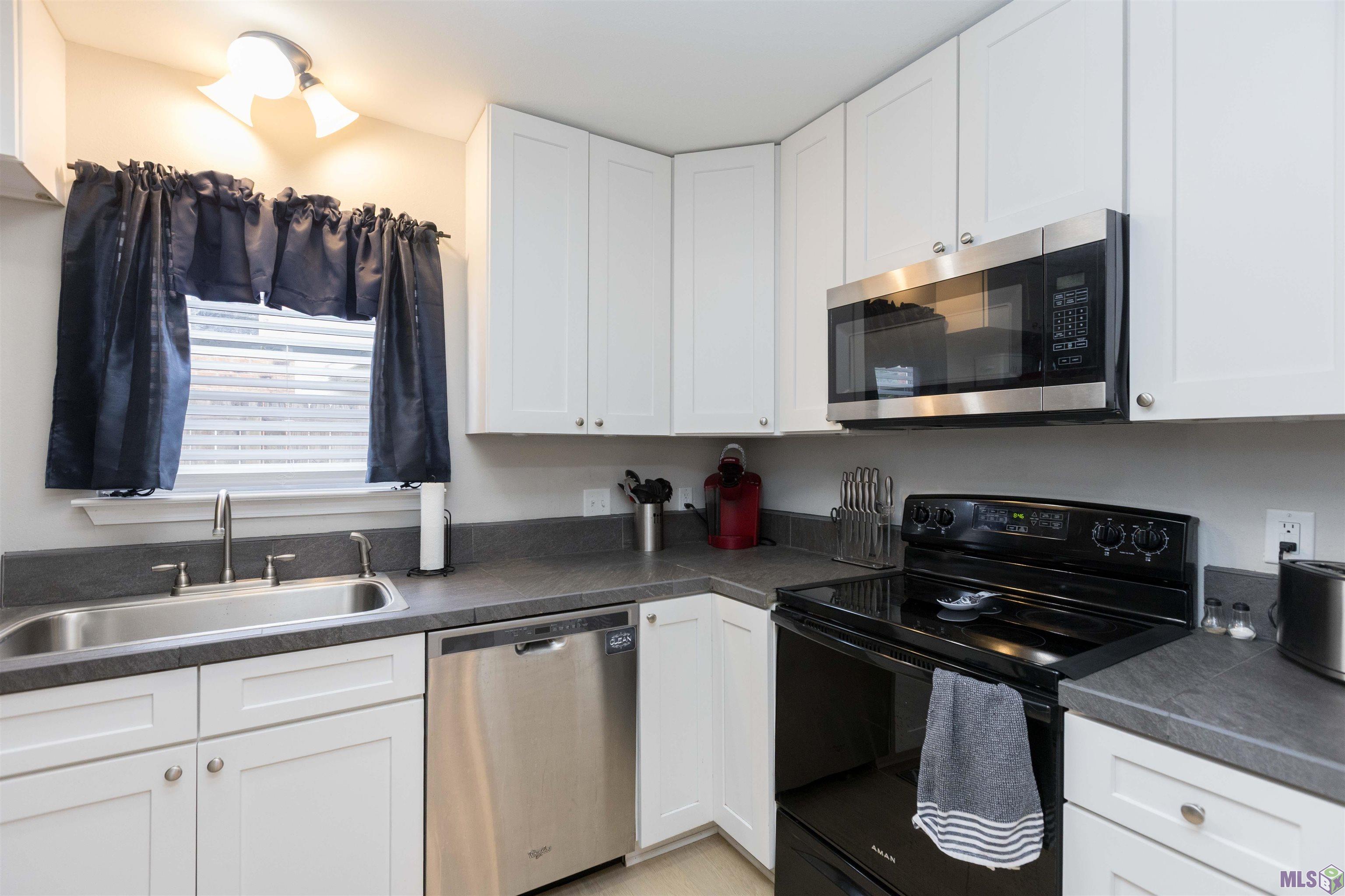 1684 Brightside Drive, Unit B Baton Rouge, LA 70820 - Photo 10 of 18 Gallery Image 10