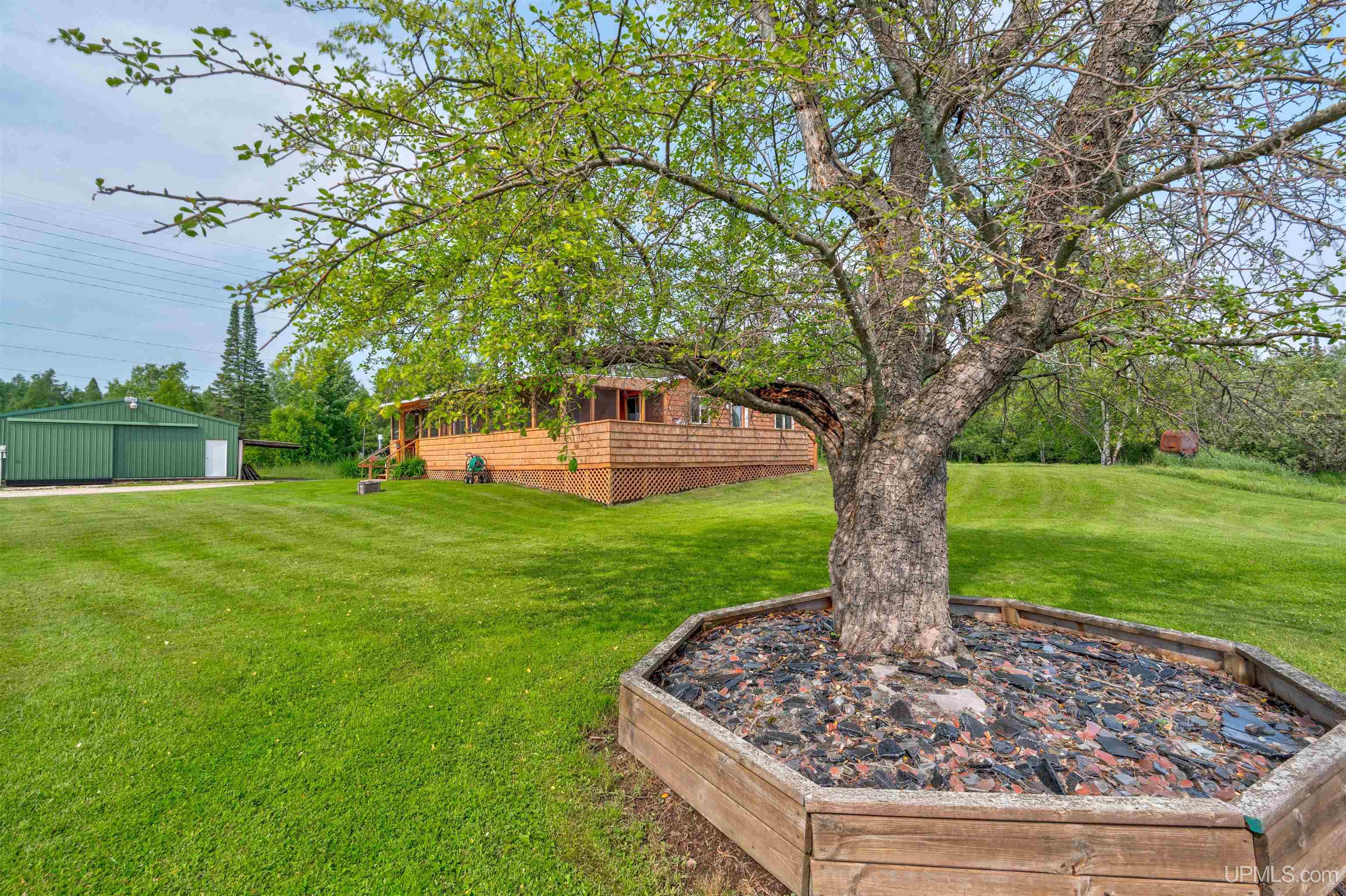 984 N Dixon Road Manistique, MI 49854 - Photo 35 of 52