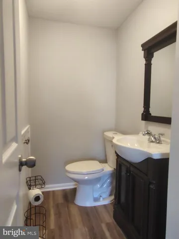 $2,450 | 564 Hollyberry Way, Frederick, MD 21703