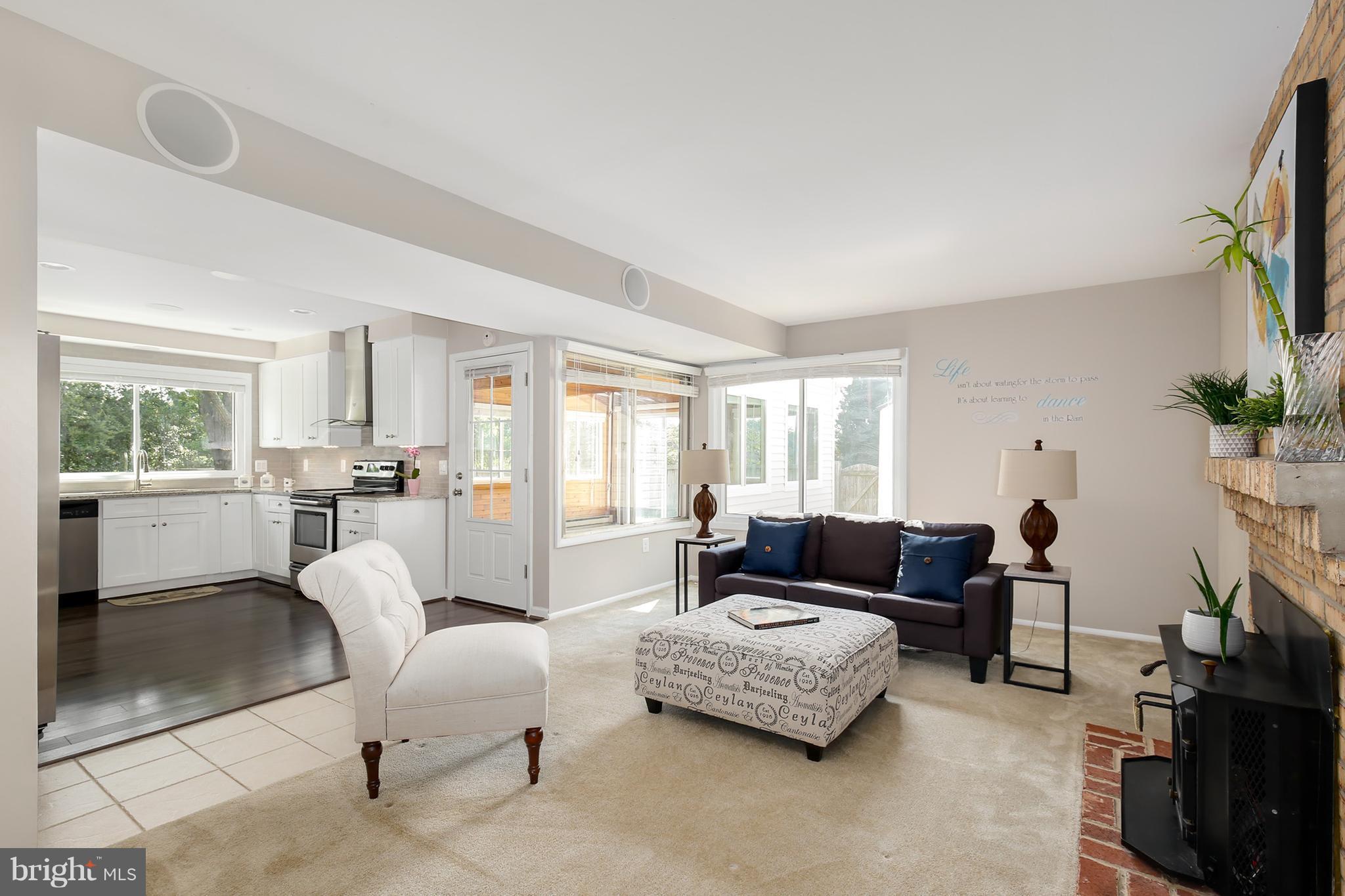 140 South Fox Road Sterling, VA 20164 - Photo 14 of 30 Family Room