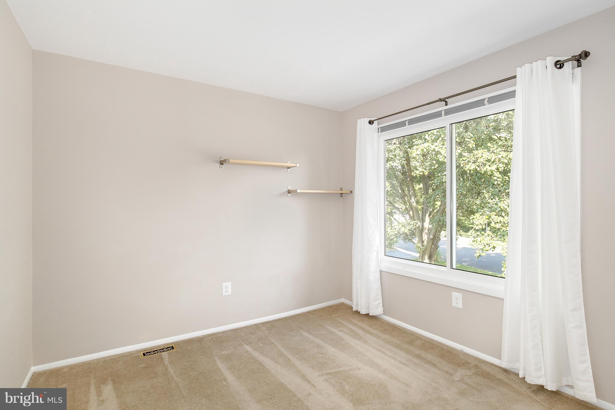 140 South Fox Road Sterling, VA 20164 - Photo 22 of 30 Bedroom