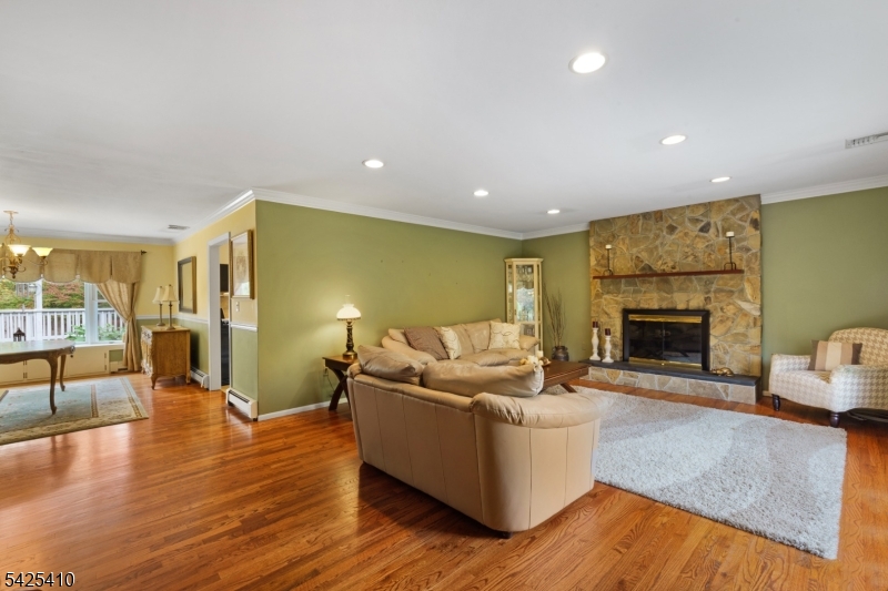 238 Andover Sparta Road Newton, NJ 07860 - Photo 4 of 33