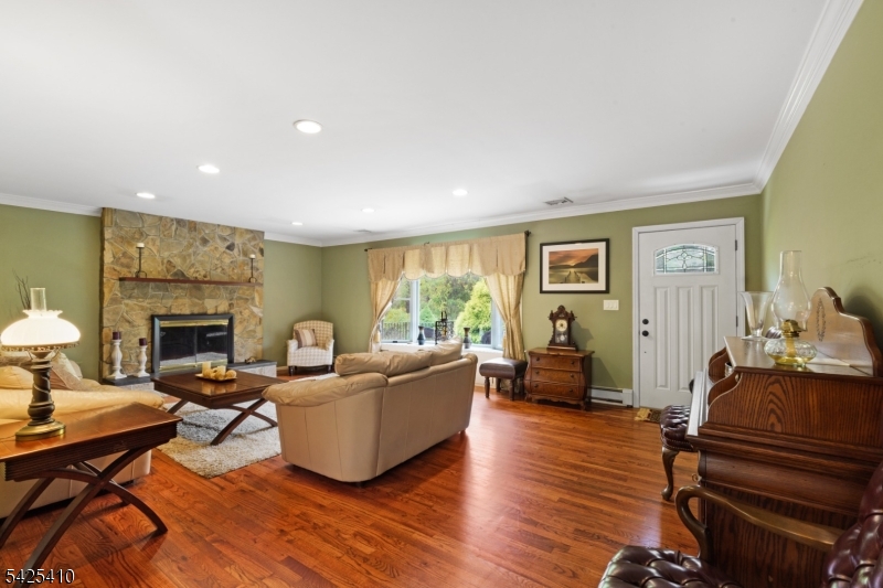 238 Andover Sparta Road Newton, NJ 07860 - Photo 5 of 33