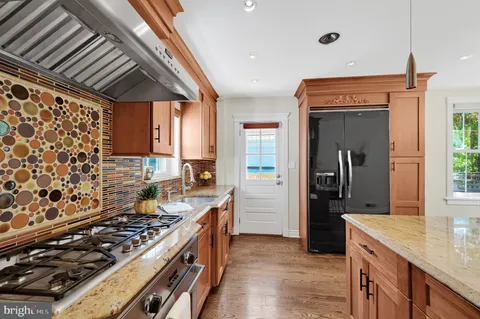 $1,125,000 | 5804 Wyngate Drive, Bethesda, MD 20817