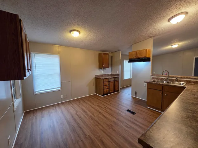 $1,000 | 2956 Lake Park Road, Memphis, TN 38127