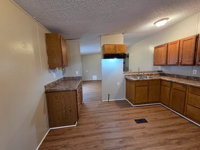 $1,000 | 2956 Lake Park Road, Memphis, TN 38127