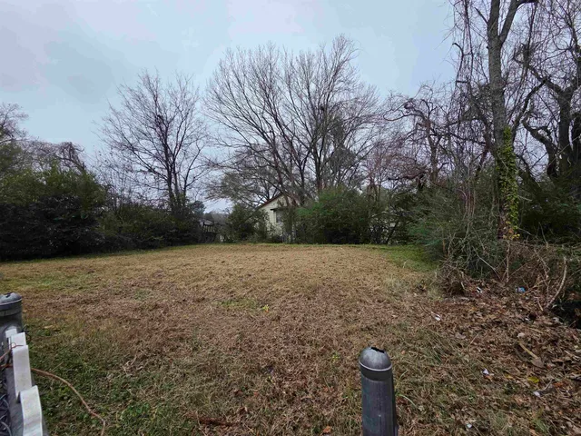 $1,000 | 2956 Lake Park Road, Memphis, TN 38127