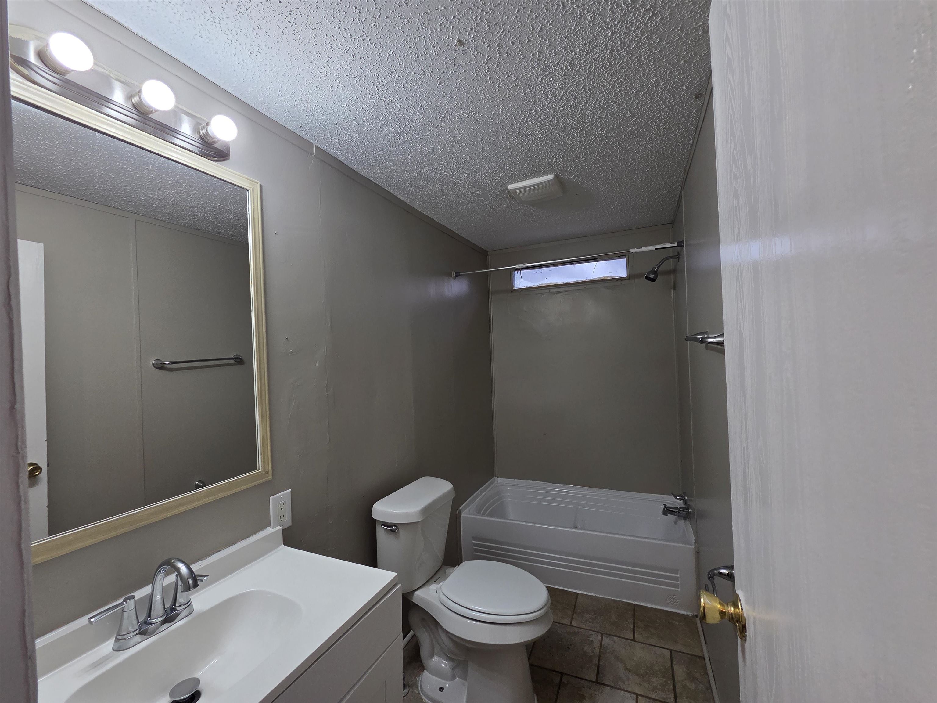 2956 Lake Park Road Memphis, TN 38127 - Photo 25 of 25 a bathroom with a sink a toilet and shower