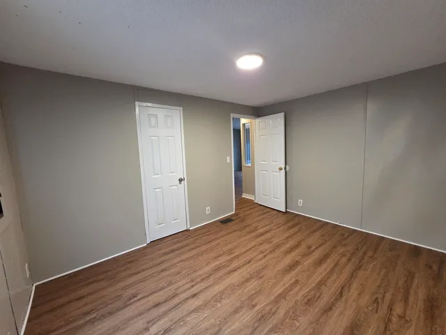 $1,000 | 2956 Lake Park Road, Memphis, TN 38127