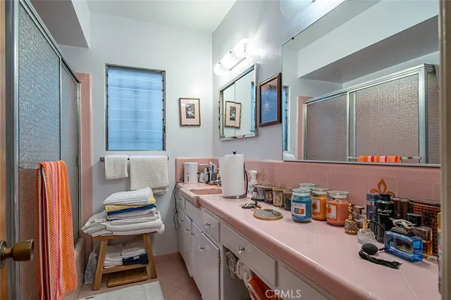 $414,900 | 1633 East 1st Street, Unit 3, Long Beach, CA 90802