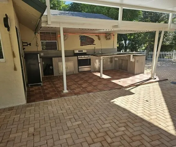 $3,000 | 1943 Kirk Road, Palm Springs, FL 33406