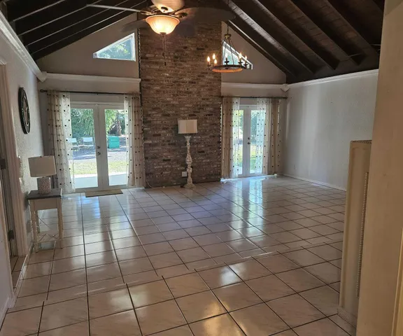 $3,000 | 1943 Kirk Road, Palm Springs, FL 33406