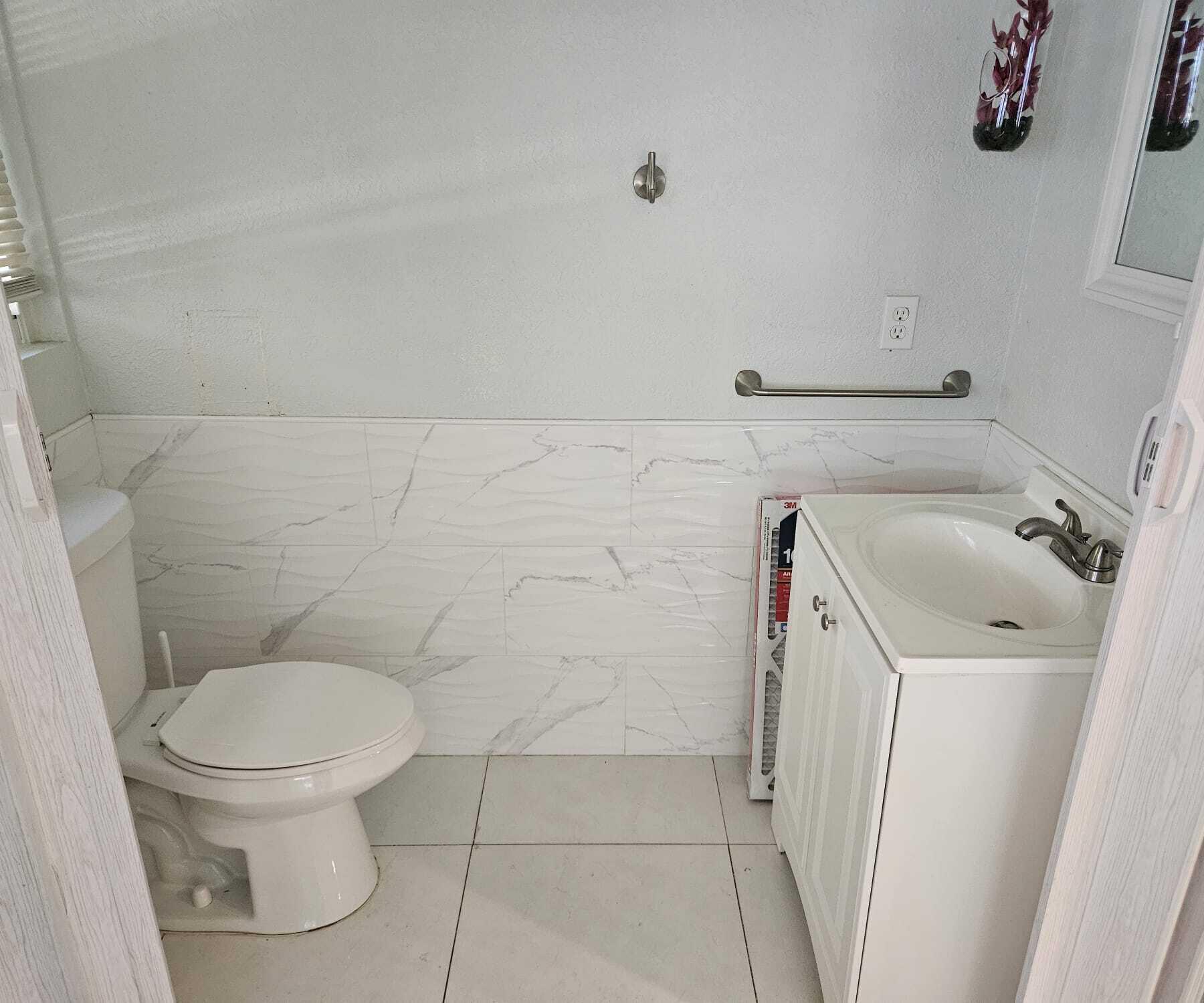 1943 Kirk Road Palm Springs, FL 33406 - Photo 5 of 17 PHOTO-2025-12-05-14-55-3632323