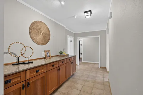 $1,049,000 | 4621 Crestwood Way, Sacramento, CA 95822