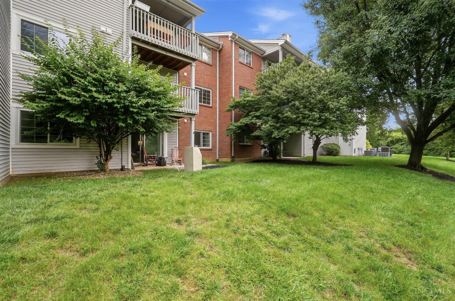 7370 Ridgepoint Drive, Unit 6 Cincinnati, OH 45230 - Photo 27 of 31