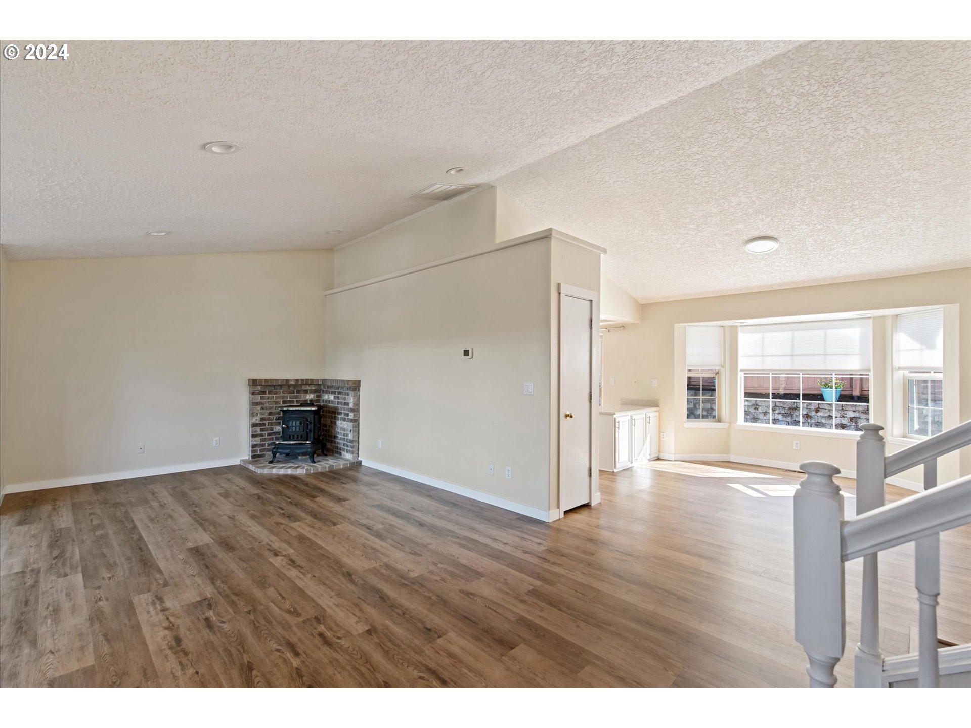 320 Modrow Road Kalama, WA 98625 - Photo 7 of 39 Gallery Image 7