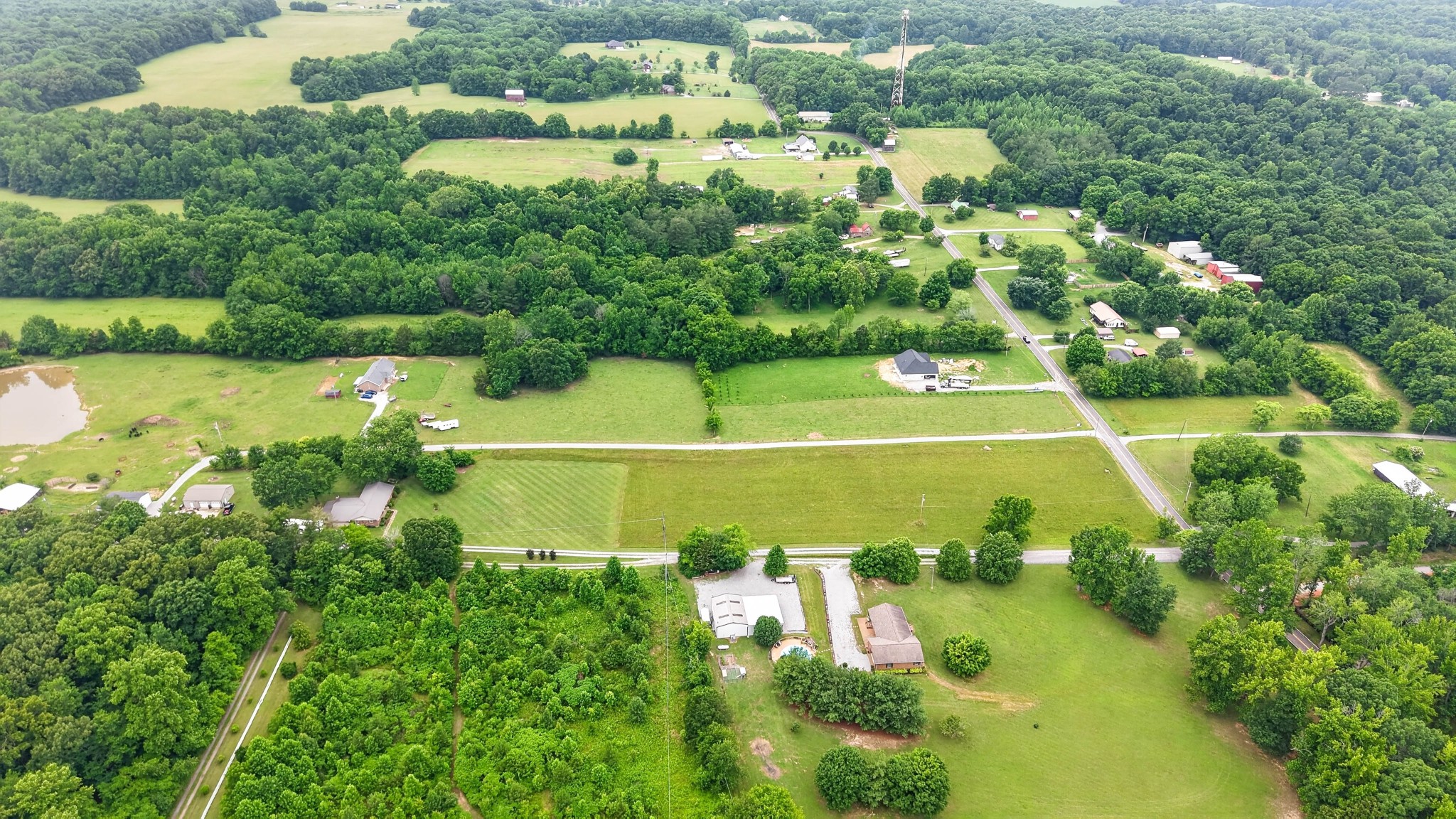 8023 Bethlehem Road Springfield, TN 37172 - Photo 15 of 55 a view of a city