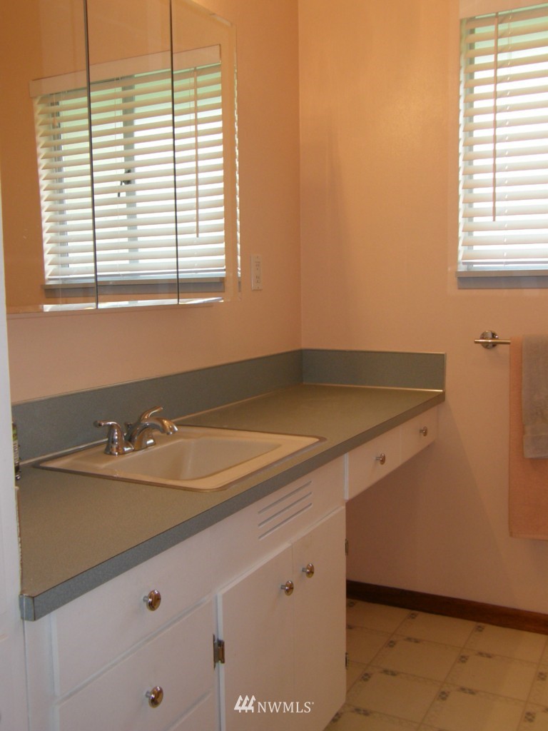 5908 Karjala Road Aberdeen, WA 98520 - Photo 13 of 22 Gallery Image 13