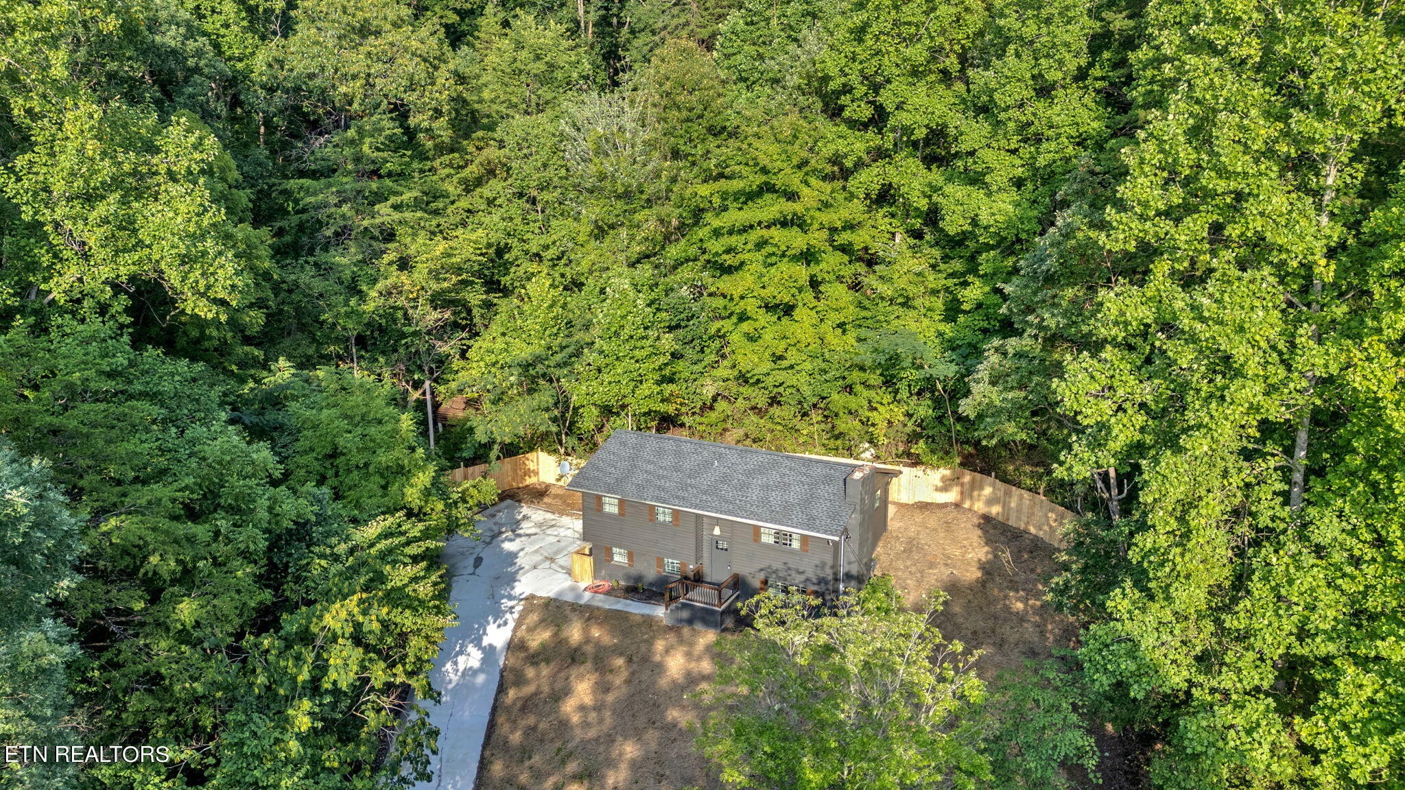 246 Graves Hollow Road Maynardville, TN 37807 - Photo 2 of 30 Gallery Image 2