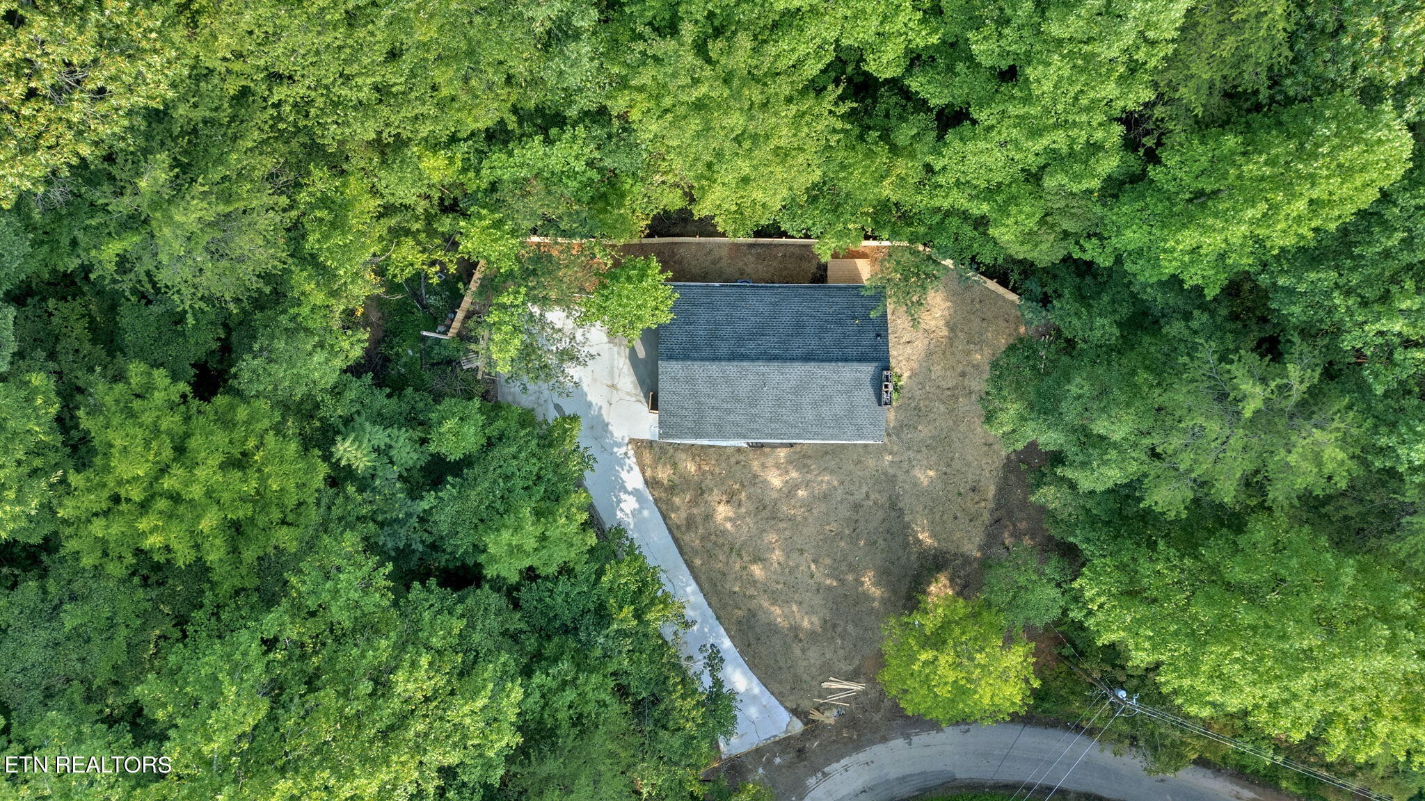 246 Graves Hollow Road Maynardville, TN 37807 - Photo 3 of 30 Gallery Image 3
