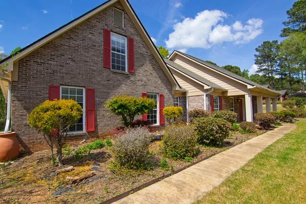 $474,500 | 476 Wildwood Plantation Drive, Cataula, GA 31804