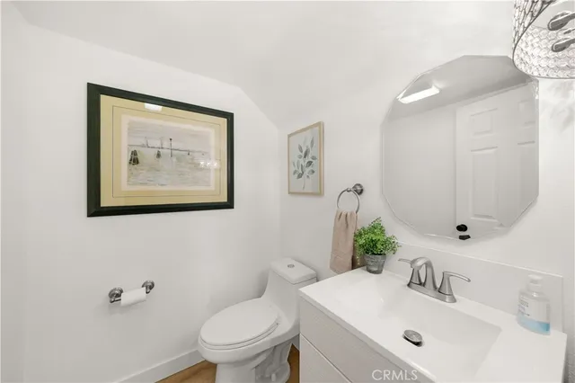 $1,350,000 | 1906 Timberwood, Irvine, CA 92620